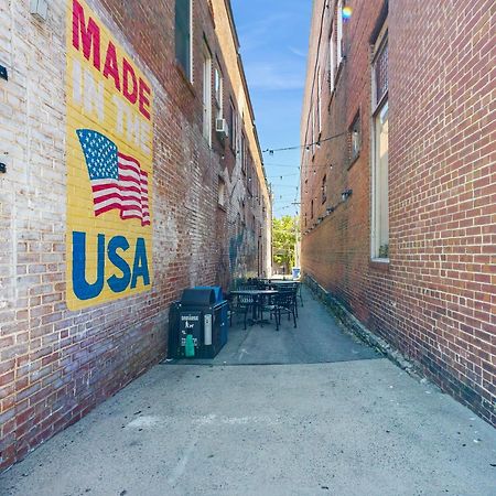 Brick Loft Penthouse On Main Apartment Brevard Exterior photo